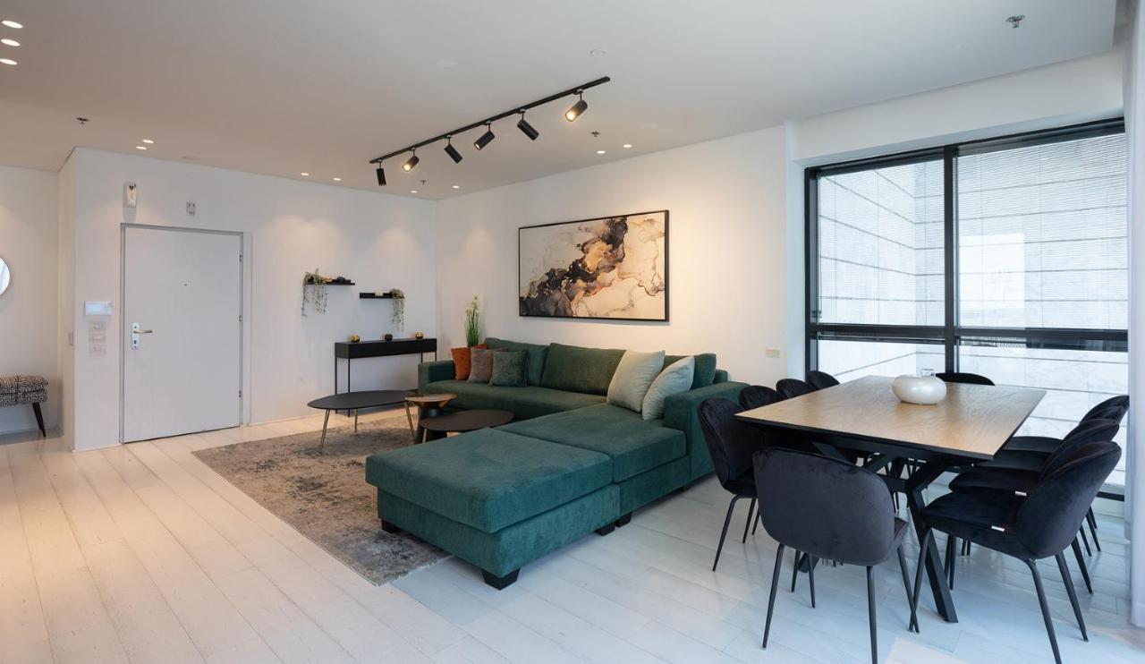 Yalarent Sea-breeze Penthouse With Jacuzzi Bat Yam